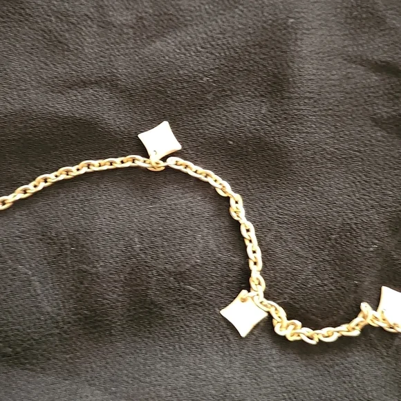 Women's Jewelry - Picture 2 of 3